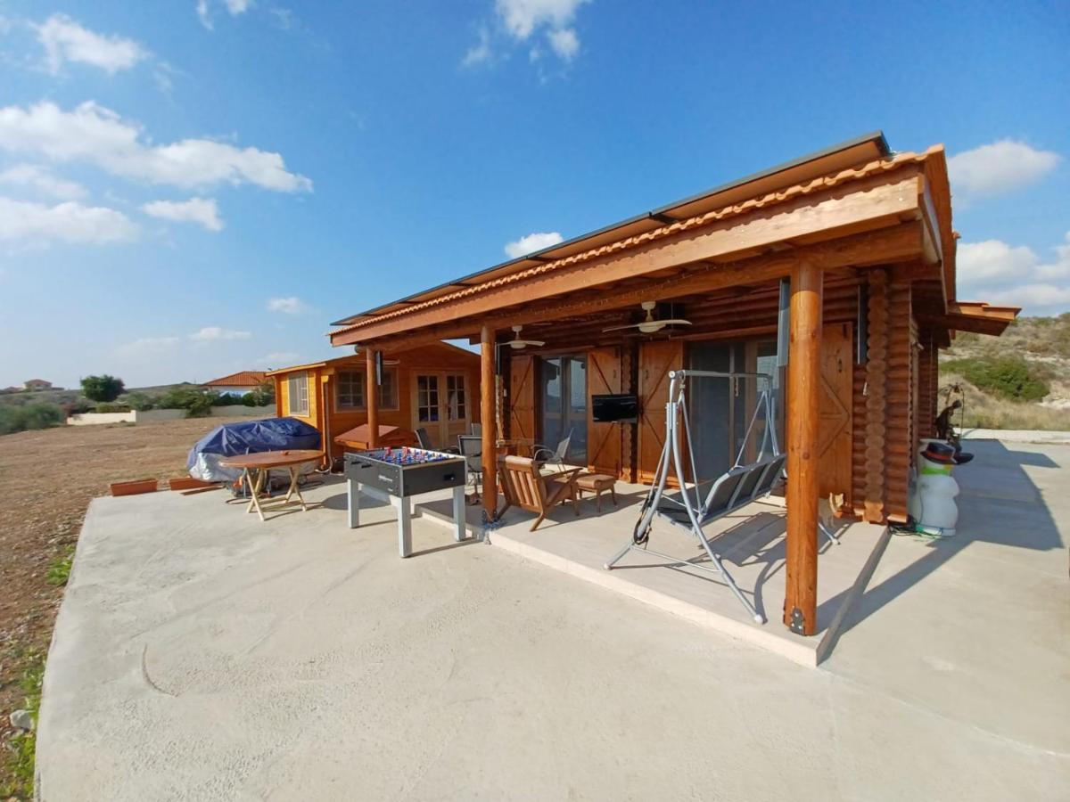 Chalet Mona's Log Cabin *